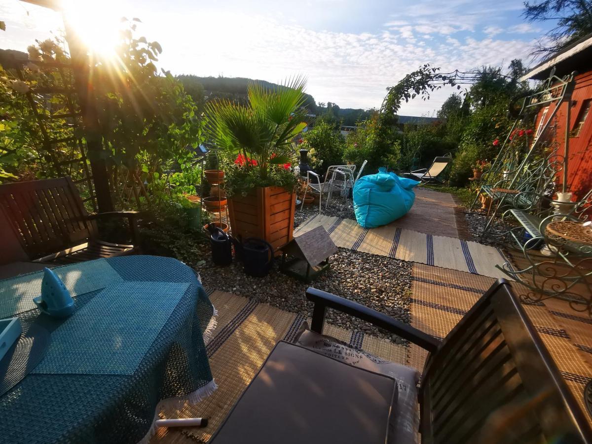 Ferienhaus Mit Riesen Garten, Drei Terrassen, Toller Aussicht Am Waldrand, Auch Als Monteur-Wohnung Hemer Екстериор снимка